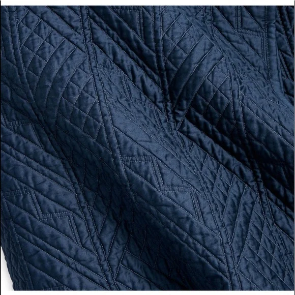 Mother’s Day Gift!!Ralph Lauren Full/Queen Oakfield Coverlet, $500 Value. Navy - Picture 2 of 5